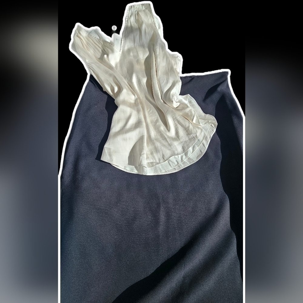 Abercrombie & Fitch Classic Black Midi Skirt - Picture 8 of 8
